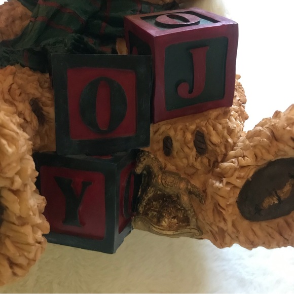 Young’s Large Holiday Gifts Christmas Bear - Picture 12 of 16